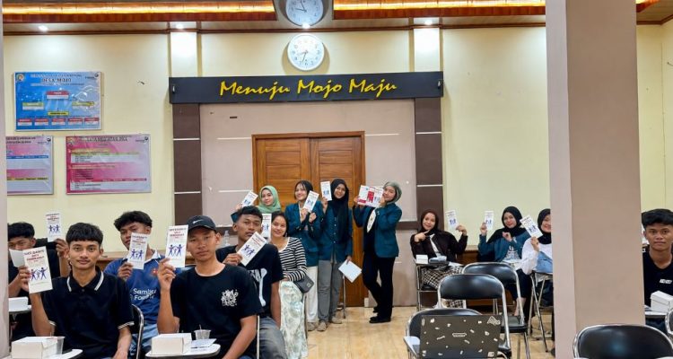 Foto 2 - Mahasiswa KKN-R Universitas Diponegoro bangun gerakan pencegahan pernikahan dini dan stunting di Desa Mojo. (Dok. Istimewa)
