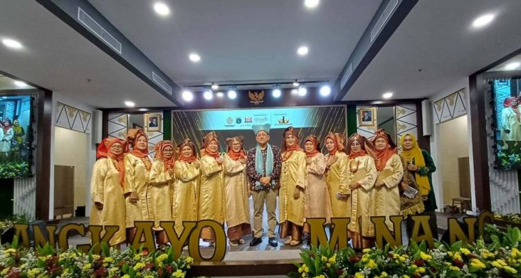Foto 3 - Rangkayo Minang Indonesia angkat warisan budaya Minangkabau lewat dua seminar internasional di Jakarta. (Dok. Istimewa)