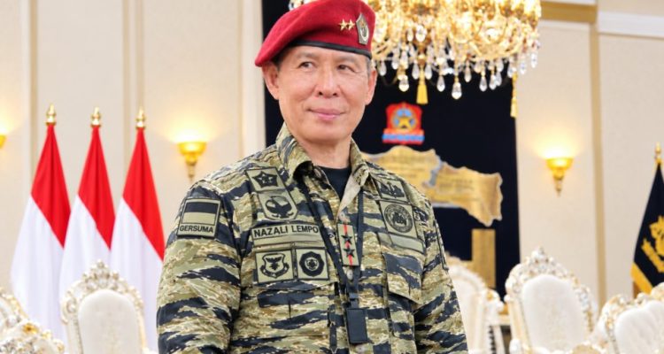 Foto 3 - Saat alam mengingatkan, muncul nama Nazali Lempo serukan pembenahan hukum. (Dok. Istimewa)
